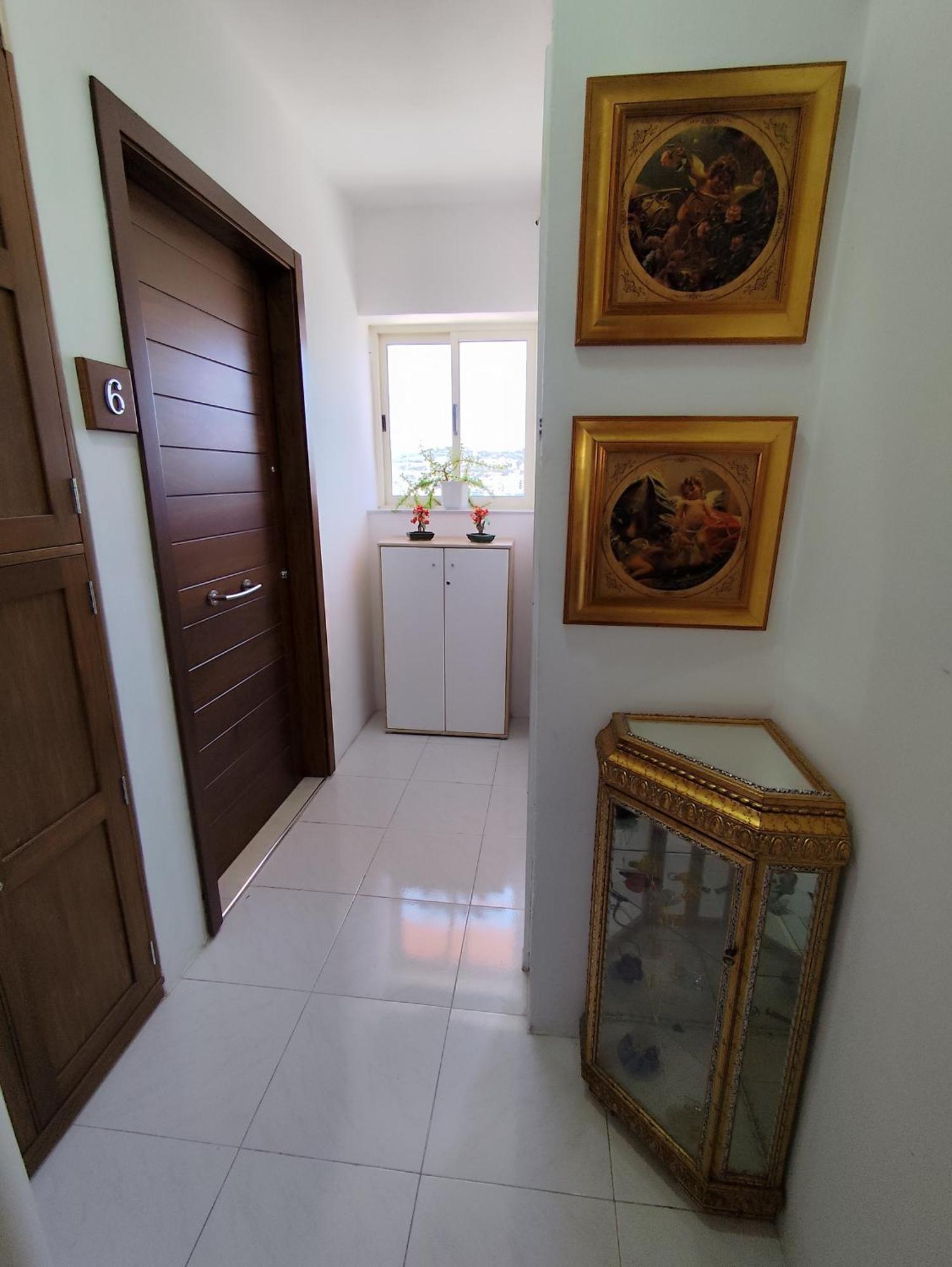 Sea Breeze Bliss - Self Check-In Apartment Сейнт Полс Бей Екстериор снимка